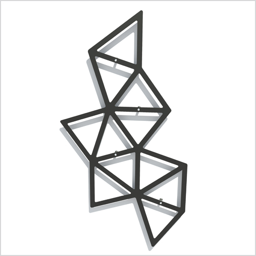 design-spalier-modernes-rankgitter-schwarz-metall-pyramid3