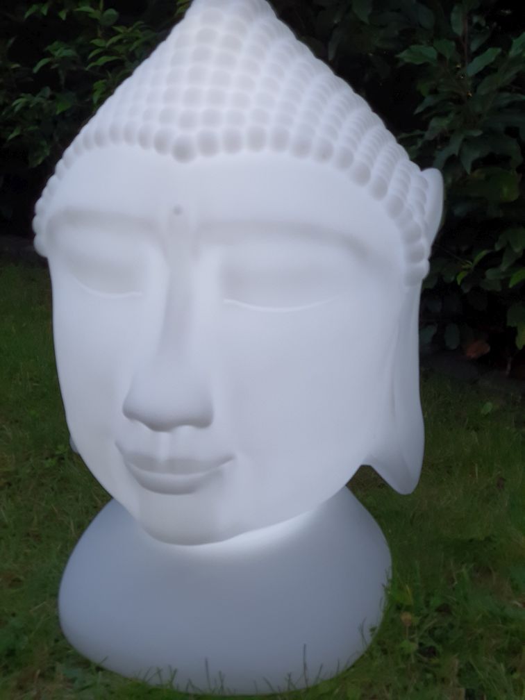 buddha-leuchte-gartenlampe-zen-goa-led-wei-rgb2-web