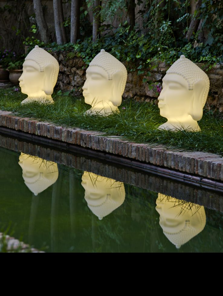 buddha-leuchte-gartenlampe-zen-goa-led-wei-ambiente-web