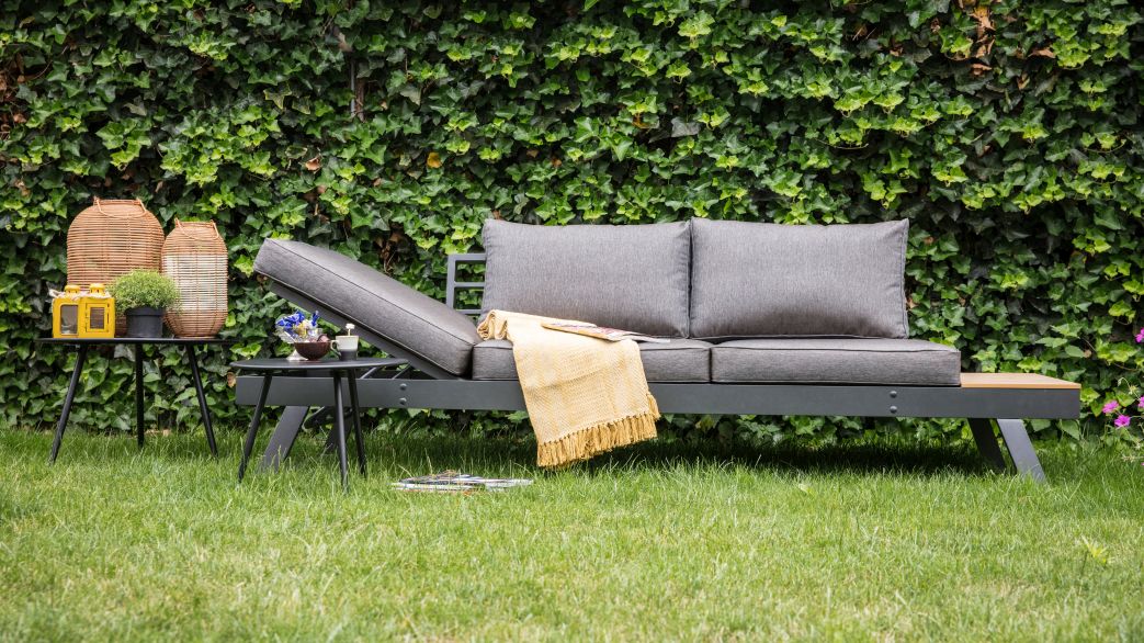 Loungebank München, Daybed für den Garten